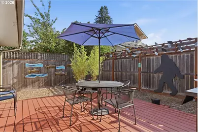 208 N College St, Newberg, OR 97132 - Photo 36