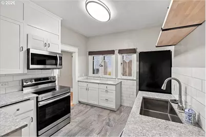 129 NW 11th St, Corvallis, OR 97330 - Photo 12