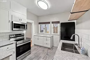129 NW 11th St, Corvallis, OR 97330 - Photo 12