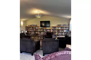 1400 Candlelight Dr, Eugene, OR 97402 - Photo 26