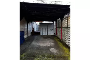 1400 Candlelight Dr, Eugene, OR 97402 - Photo 18