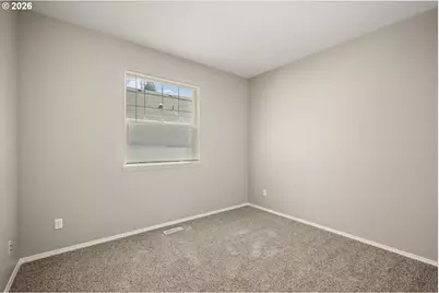 730 NE Pacific Dr, Fairview, OR 97024 - Photo 18