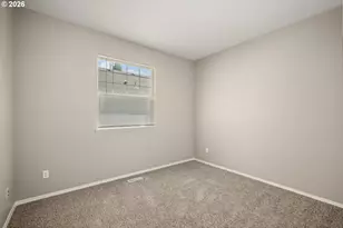 730 NE Pacific Dr, Fairview, OR 97024 - Photo 18