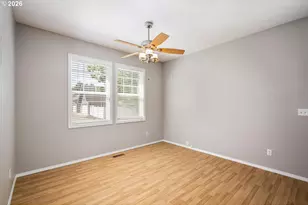 730 NE Pacific Dr, Fairview, OR 97024 - Photo 8