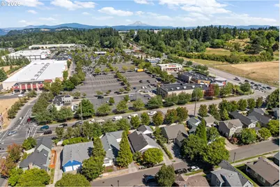 730 NE Pacific Dr, Fairview, OR 97024 - Photo 26
