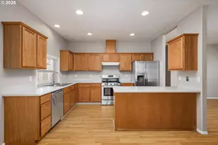730 NE Pacific Dr, Fairview, OR 97024 - Photo 6