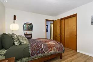 2405 NE Morgan St, Portland, OR 97211 - Photo 6