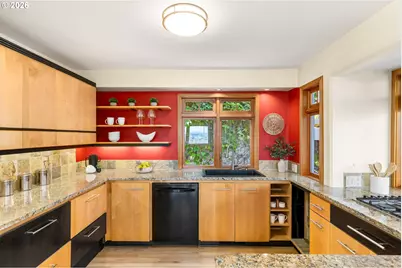 4241 SW Condor Ave, Portland, OR 97239 - Photo 12