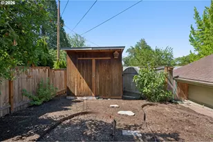 1885 SW Huntington Ave, Portland, OR 97225 - Photo 36