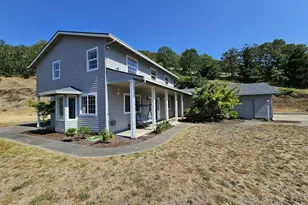 2750 SE Booth Ave, Roseburg, OR 97470 - Photo 40