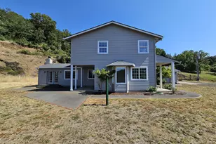 2750 SE Booth Ave, Roseburg, OR 97470 - Photo 40