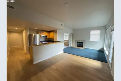 2327 NW Northrup St #8, Portland, OR 97210 - Photo 4