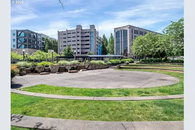 12600 SW Crescent St #206, Beaverton, OR 97005 - Photo 38