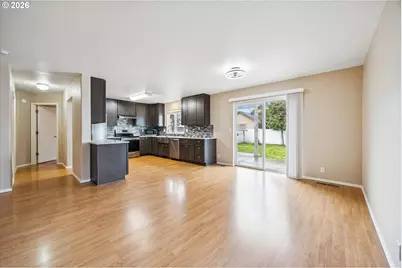 661 NW Connell Ave, Hillsboro, OR 97124 - Photo 8