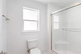 2150 NE 207th Pl, Fairview, OR 97024 - Photo 28