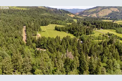 391 Newell Rd, Underwood, WA 98651 - Photo 8
