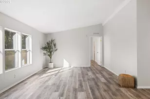 20191 Hwy 42, Myrtle Point, OR 97458 - Photo 8