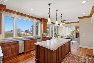 2107 SW Market Street Dr, Portland, OR 97201 - Photo 16