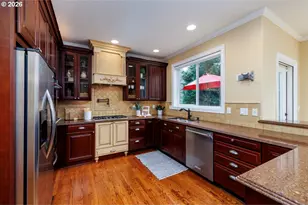 1320 NW Park Ridge Ln, Portland, OR 97229 - Photo 10