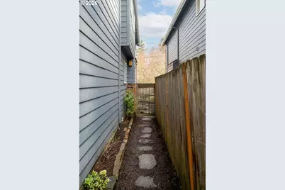 8011 N Foss Ave, Portland, OR 97203 - Photo 32