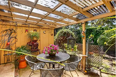 132 Woodfield Ct, Oregon City, OR 97045 - Photo 40