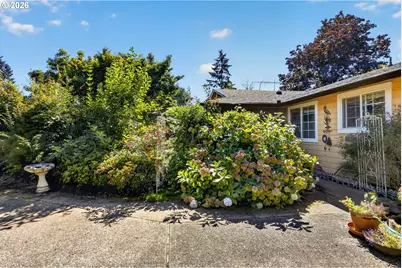 132 Woodfield Ct, Oregon City, OR 97045 - Photo 4