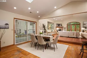 1471 Burns St, West Linn, OR 97068 - Photo 6