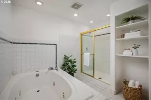 1471 Burns St, West Linn, OR 97068 - Photo 16