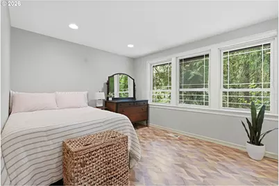 7325 SE Barbara Welch Rd, Portland, OR 97236 - Photo 16