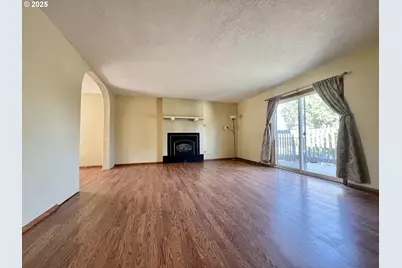 23 Martin Dr, Umatilla, OR 97882 - Photo 4