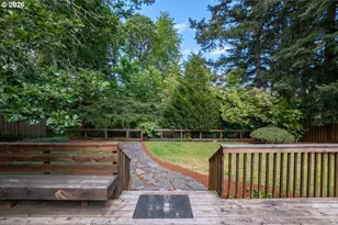 675 Valleywood Dr SE, Salem, OR 97306 - Photo 32