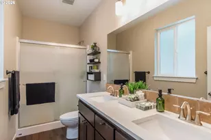 9600 S Bank Dr, Roseburg, OR 97470 - Photo 18