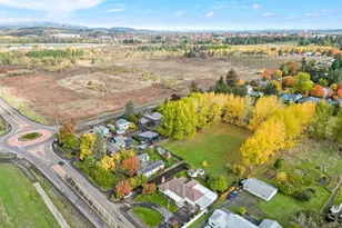 1045 SW 53rd St, Corvallis, OR 97333 - Photo 12