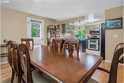 10374 SW Picks Way, Tigard, OR 97224 - Photo 8