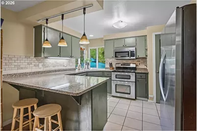 10374 SW Picks Way, Tigard, OR 97224 - Photo 6