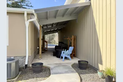 9460 SE Jeanne Rd, Happy Valley, OR 97086 - Photo 36