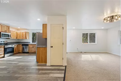 536 Annis St, Canyonville, OR 97417 - Photo 12