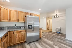 536 Annis St, Canyonville, OR 97417 - Photo 16