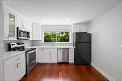 2146 SE 119th Ave, Portland, OR 97216 - Photo 10
