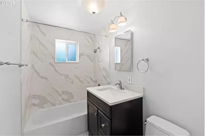 2146 SE 119th Ave, Portland, OR 97216 - Photo 16