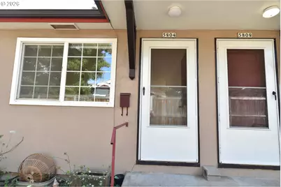 5800 SE Woodstock Blvd, Portland, OR 97206 - Photo 22
