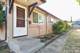 5800 SE Woodstock Blvd, Portland, OR 97206 - Photo 2