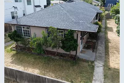 5800 SE Woodstock Blvd, Portland, OR 97206 - Photo 14