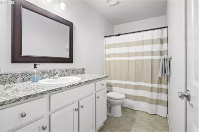 1871 SE Academy St, Dallas, OR 97338 - Photo 6