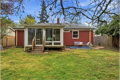 5823 SE Insley St, Portland, OR 97206 - Photo 30