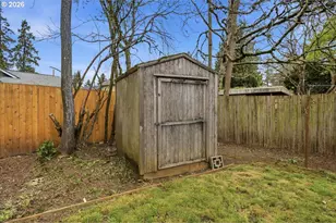 5823 SE Insley St, Portland, OR 97206 - Photo 28