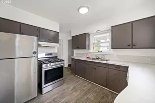 2514 NE 102nd Ave, Portland, OR 97220 - Photo 8