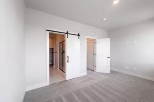 18630 SW Solitude St, Beaverton, OR 97007 - Photo 12