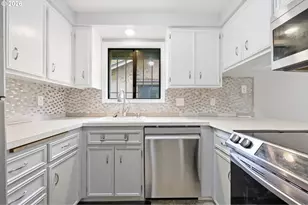 1359 City View St, Eugene, OR 97402 - Photo 14