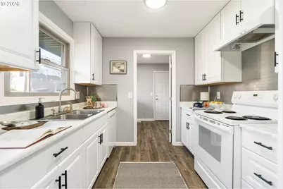 1820 NW Thatcher Rd, Forest Grove, OR 97116 - Photo 16